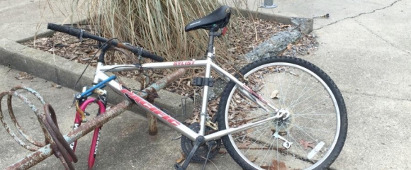 Rusty bike on the ground