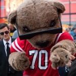 Touchdown the bear pointing.